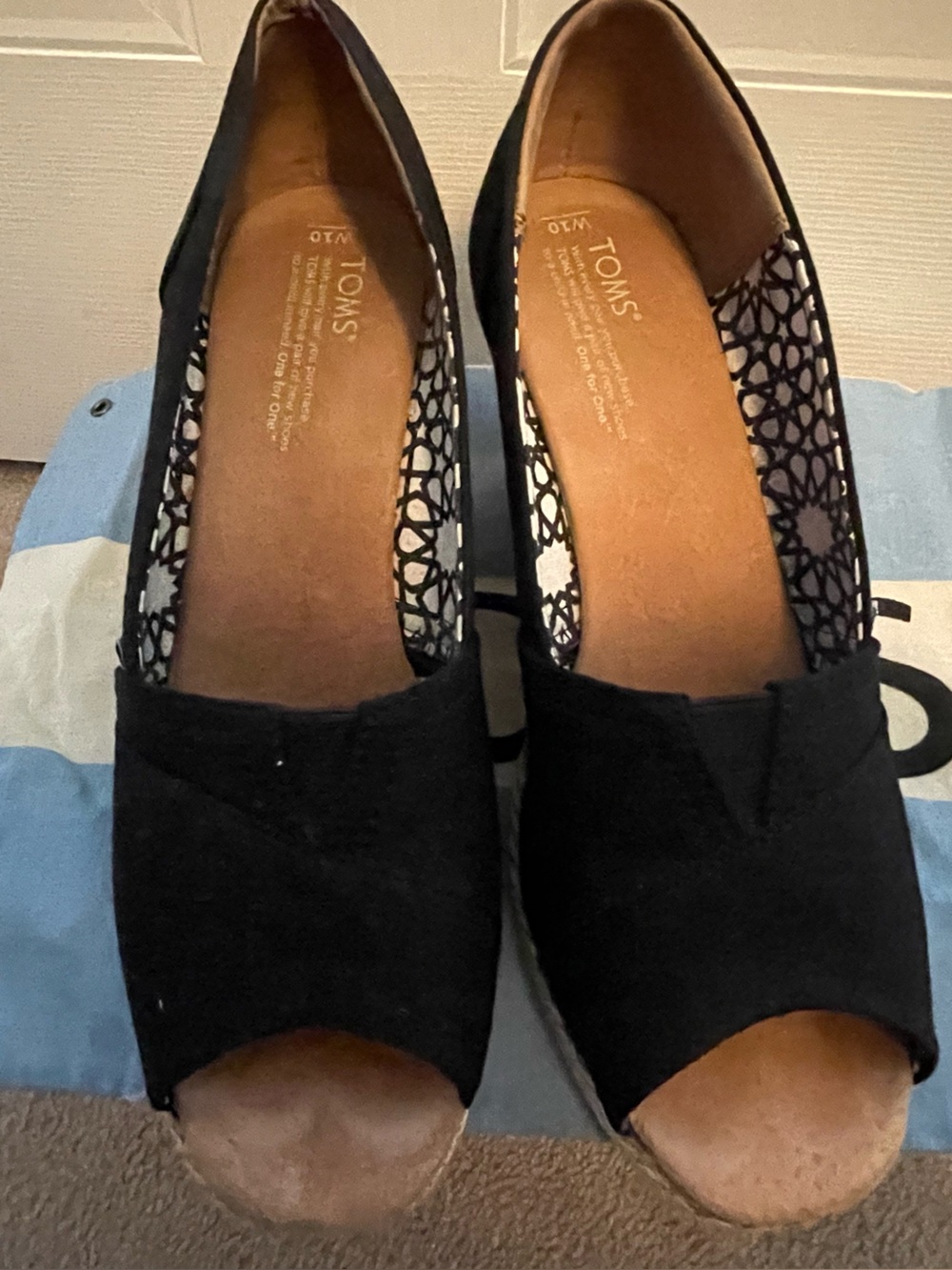 Toms Black Espadrille